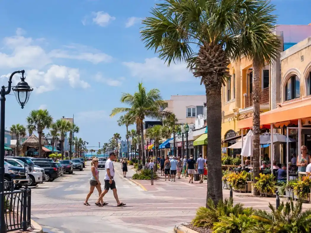 Flagler Avenue in New Smyrna Beach